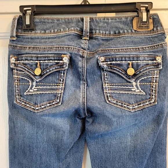 American Eagle 'Kick Boot' Low Rise Boot Cut Denim Jeans - Picture 3 of 7